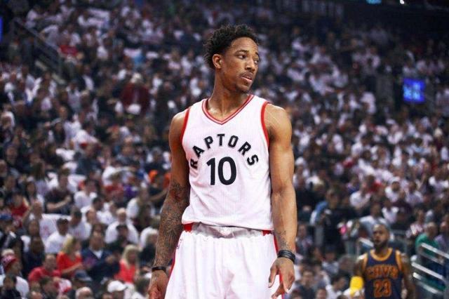 曼联飞翼臀部受伤 飞往上海求助神医:我认为值得_开云电竞中国