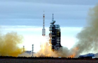 足总杯综述:业余队1-0英超队晋级维拉QPR出局|开云电竞